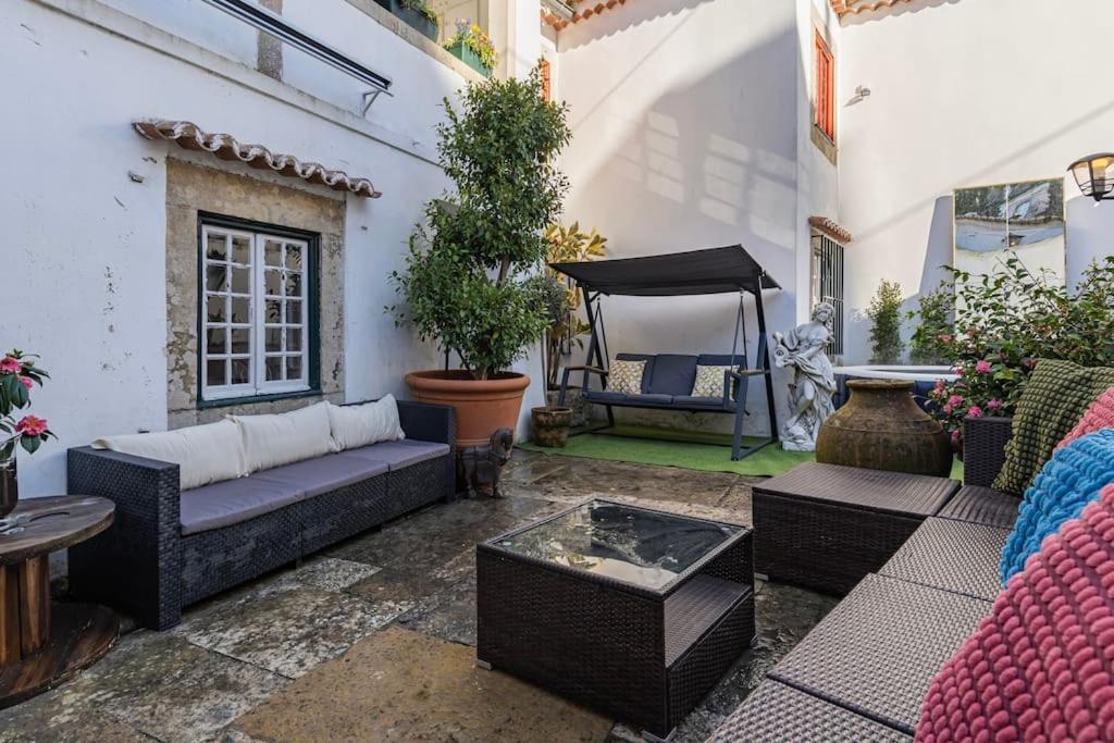 Unique Luxurious 17-Century Smart Chapel In Historical Center - Sintra Wow Vila Exterior foto