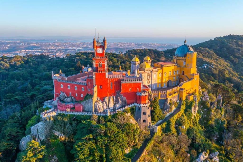 Unique Luxurious 17-Century Smart Chapel In Historical Center - Sintra Wow Vila Exterior foto